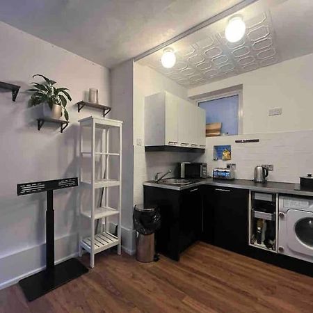 Modern Studio In Barbican Ec1 - Blue - F4 Лондон Экстерьер фото