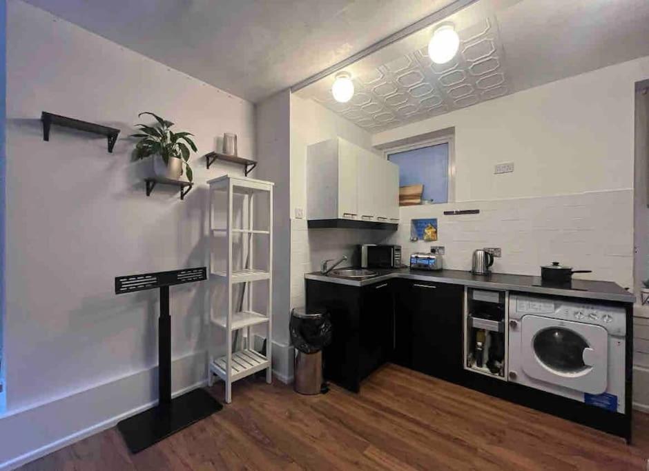 Modern Studio In Barbican Ec1 - Blue - F4 Лондон Экстерьер фото